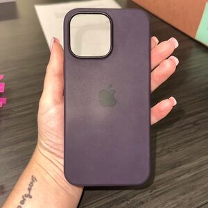 iPhone 14 Pro Max silicone purple eggplant apple case